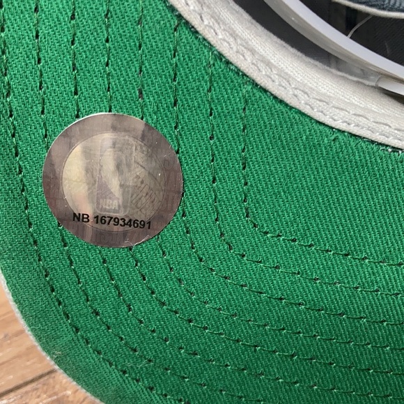 2012 Mimi Heat Offical SnapBack Hat Adidas Locker Room NBA Champions basketball - Picture 7 of 13